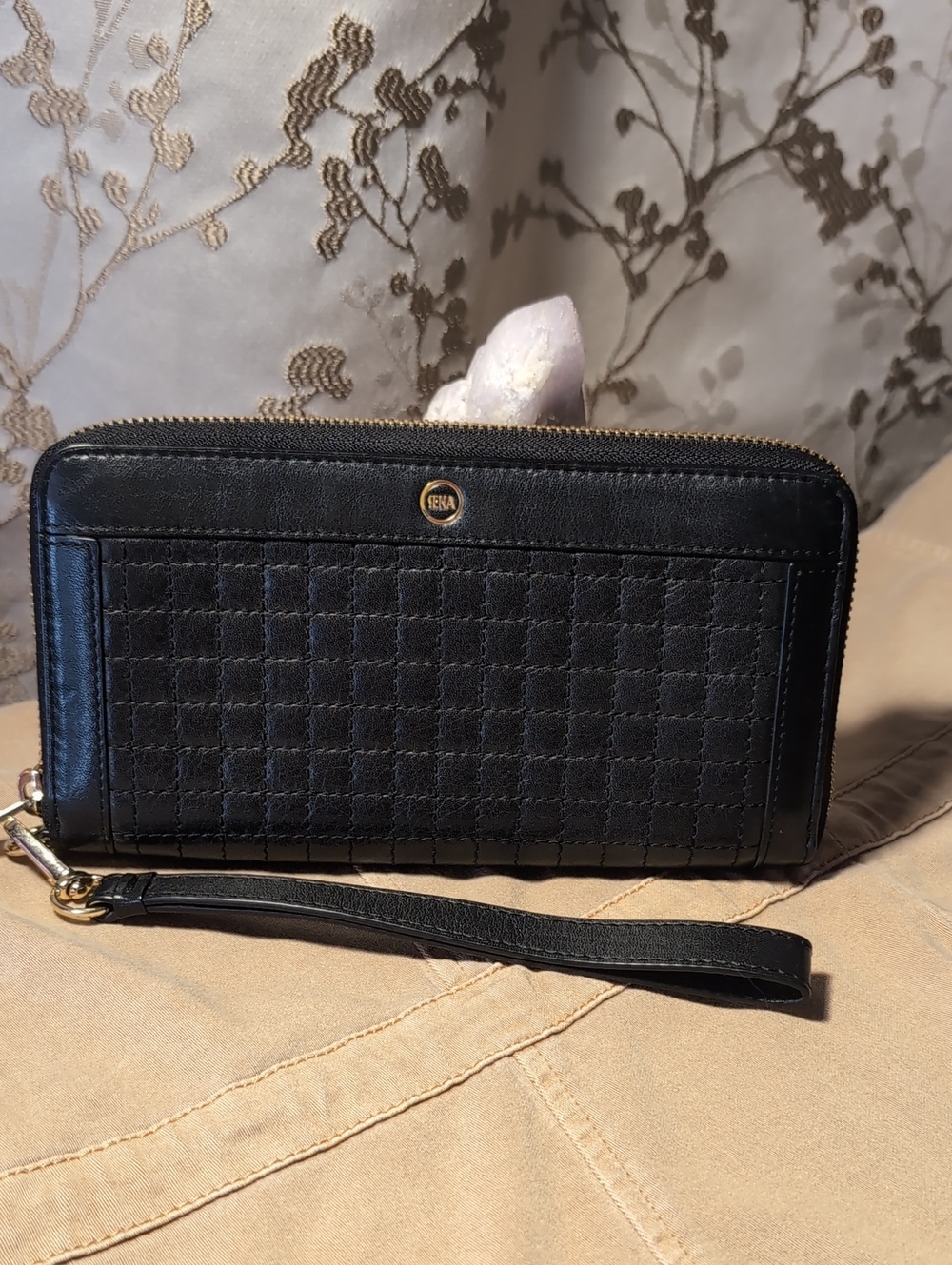 Sena Isa Phone Wallet